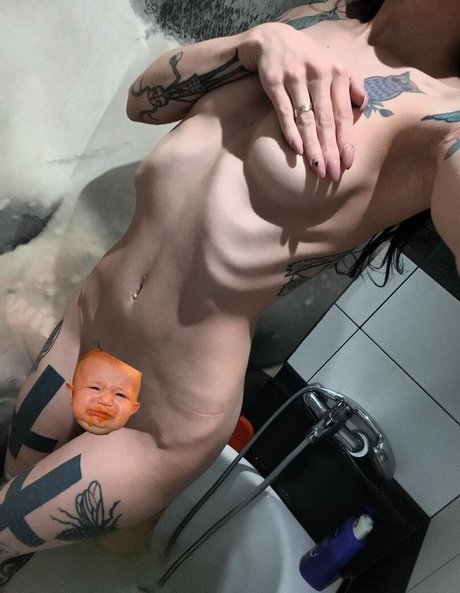 Photo nue de fuite OnlyFans de Satana696969