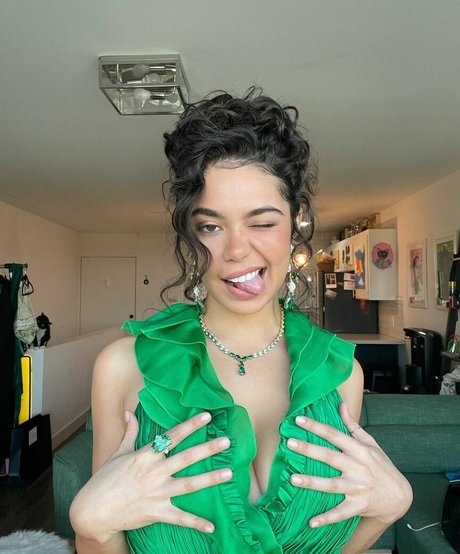 Photo nue de fuite OnlyFans de Aulii Cravalho