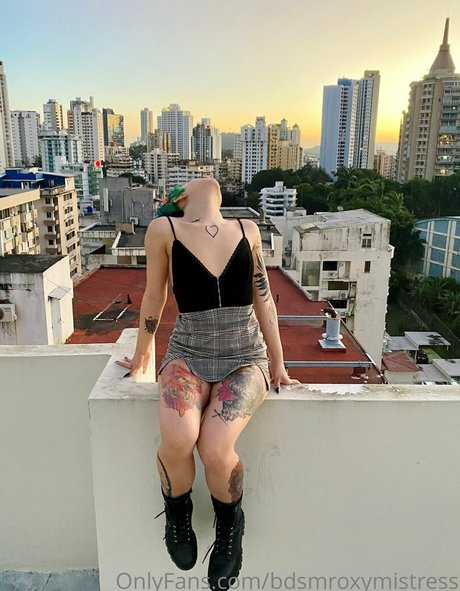 Mistressroxybdsm