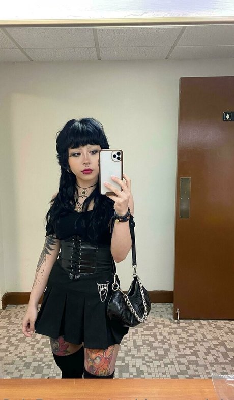 Mistressroxybdsm