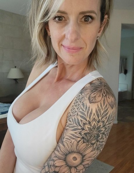 Photo nue de fuite OnlyFans de Sweetnsexyerin