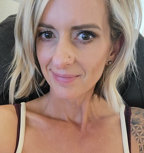 Sweetnsexyerin