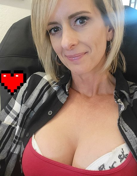 Sweetnsexyerin