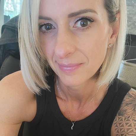 Photo nue de fuite OnlyFans de Sweetnsexyerin