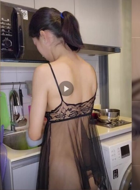 Asian Sexdoll