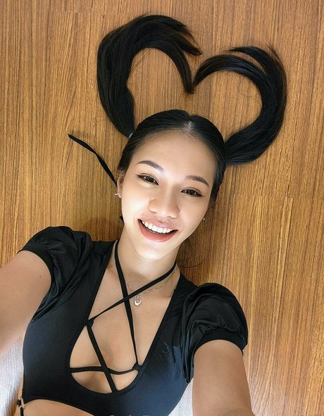 Photo nue de fuite OnlyFans de Asian Sexdoll