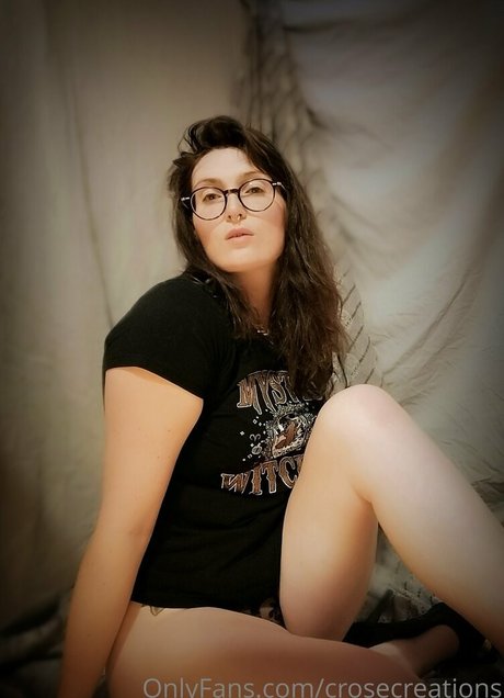 Photo nue de fuite OnlyFans de Crosecreations