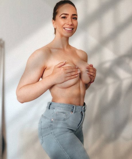 Photo nue de fuite OnlyFans de Diedoreen