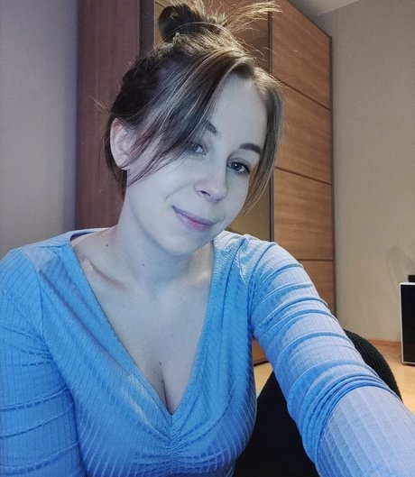 Photo nue de fuite OnlyFans de Actuallyalisa