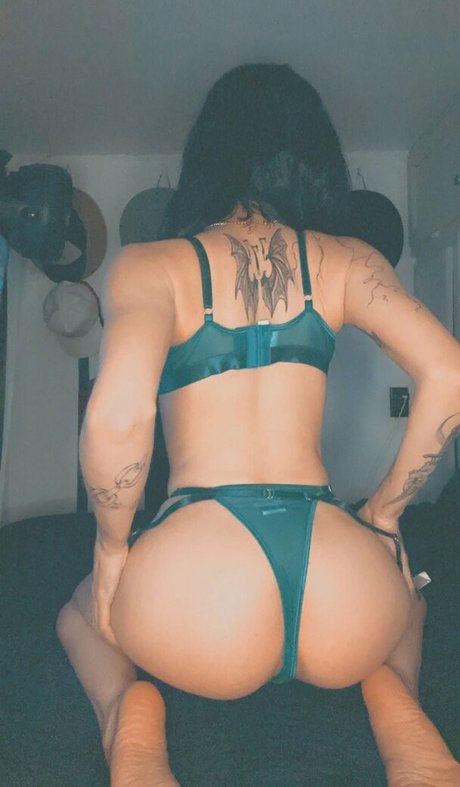 Photo nue de fuite OnlyFans de Sierracheyene
