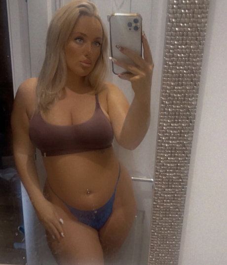Photo nue de fuite OnlyFans de Caitlin Appleyard
