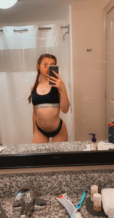 Photo nue de fuite OnlyFans de Lookatdatgurl