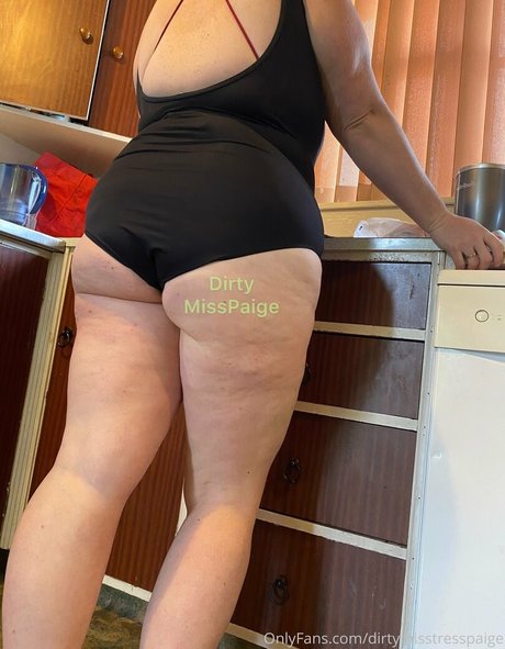Dirtymisstresspaige