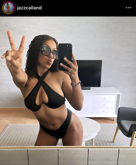 Photo nue de fuite OnlyFans de Jazz Calland