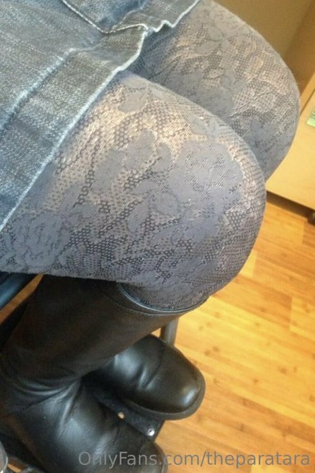 Photo nue de fuite OnlyFans de Theparatara