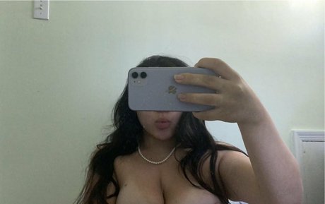 Photo nue de fuite OnlyFans de Yoshiiix