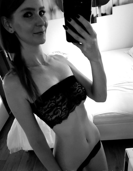 Photo nue de fuite OnlyFans de Littlebee