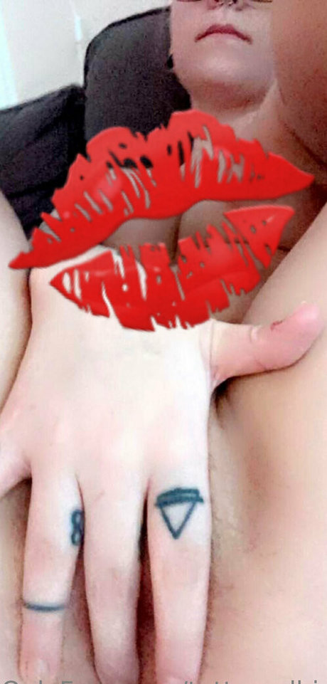 Tattooedbiatchfree