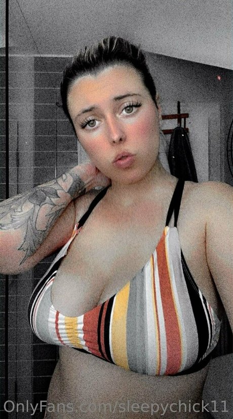 Photo nue de fuite OnlyFans de Sleepychick11