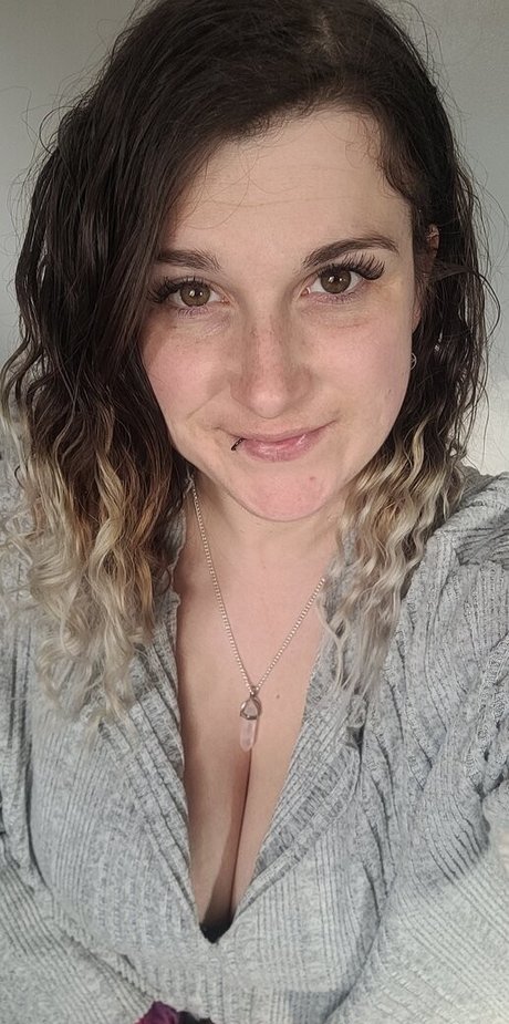 Photo nue de fuite OnlyFans de Pregnantmamamsalicefury