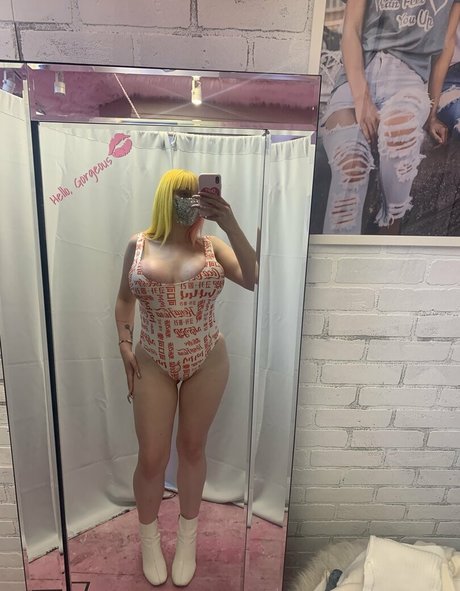 Photo nue de fuite OnlyFans de Sapphiresummersofficial