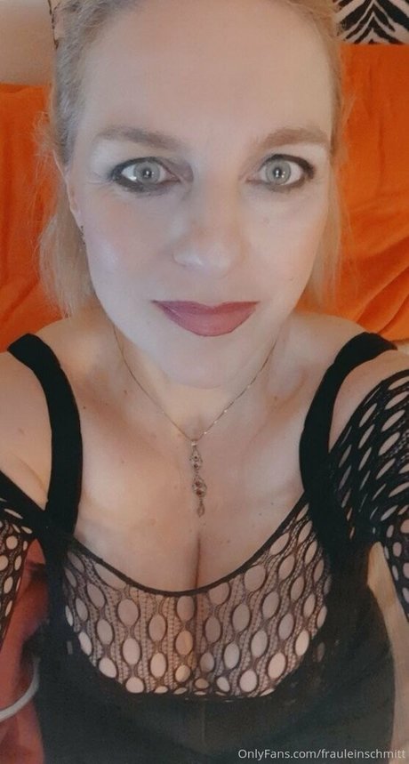Photo nue de fuite OnlyFans de Frauleinschmittfree