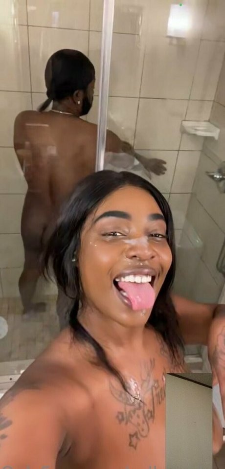 Photo nue de fuite OnlyFans de Salleycakezzz