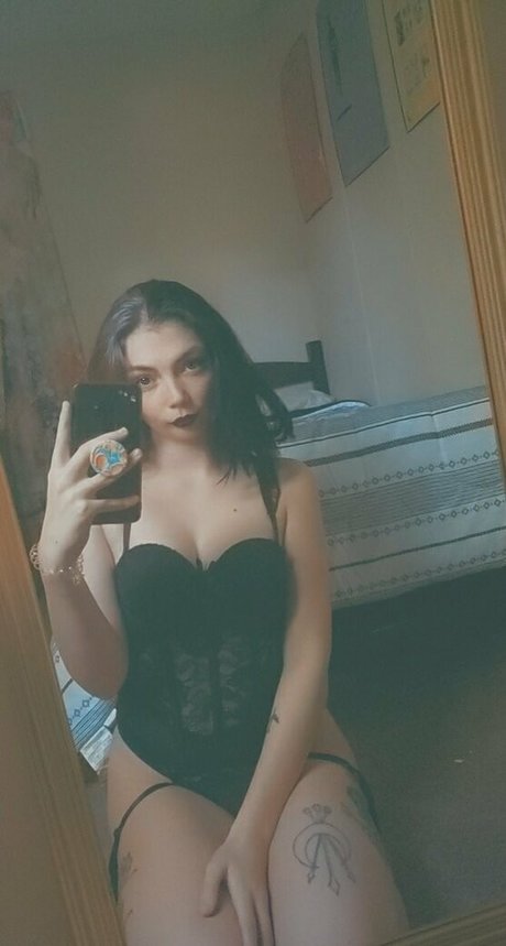 Honeygirl