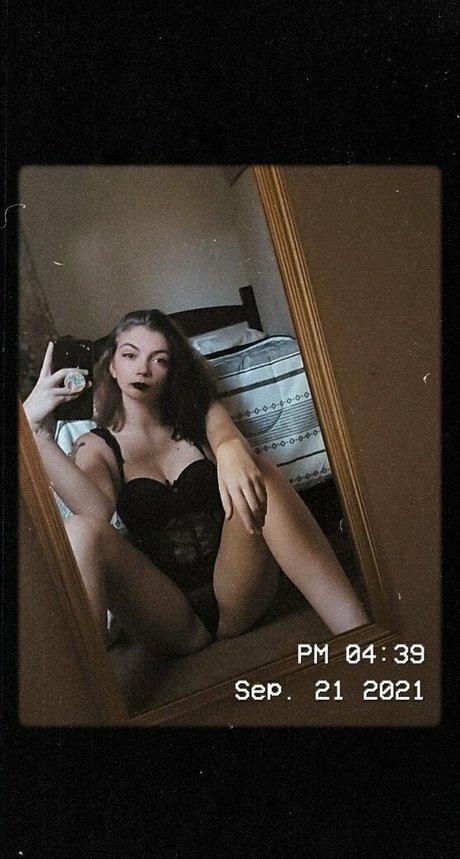 Honeygirl