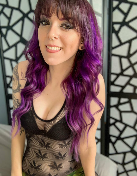 Photo nue de fuite OnlyFans de Alyxeclypse