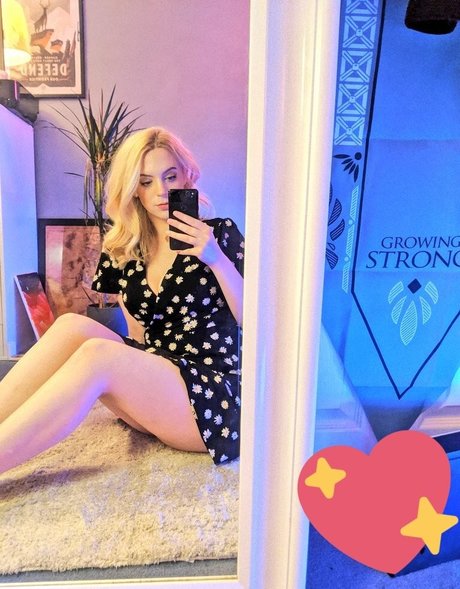 Photo nue de fuite OnlyFans de Louiseyhannah