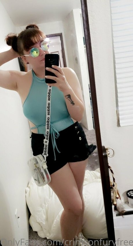 Photo nue de fuite OnlyFans de Crimsonfuryfree