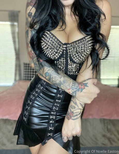 Photo nue de fuite OnlyFans de Thenoelleeaston