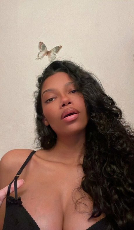 Photo nue de fuite OnlyFans de Eden Jabari