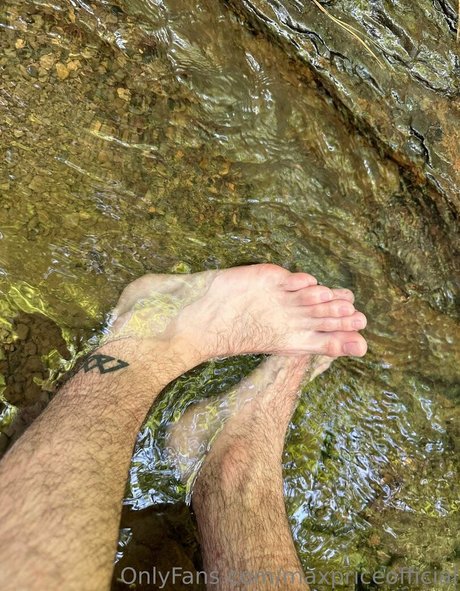 Photo nue de fuite OnlyFans de Maxpriceofficial
