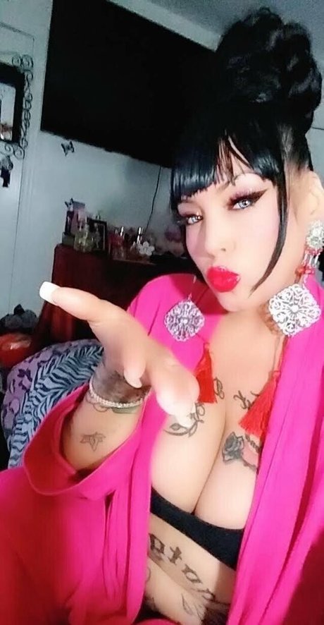 Sexistrawberry5611