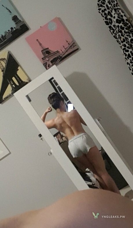 Photo nue de fuite OnlyFans de Toni Paras