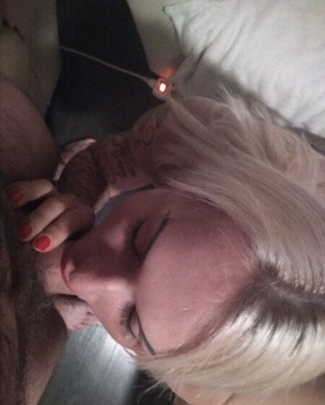 Photo nue de fuite OnlyFans de Barbika000