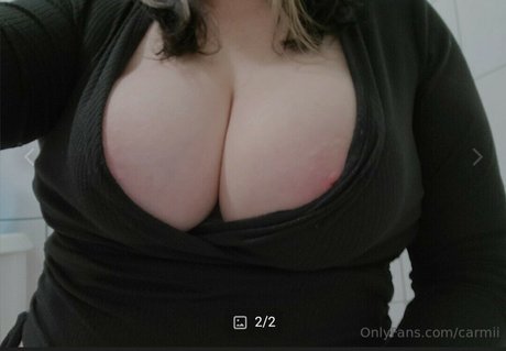 Photo nue de fuite OnlyFans de Carmii