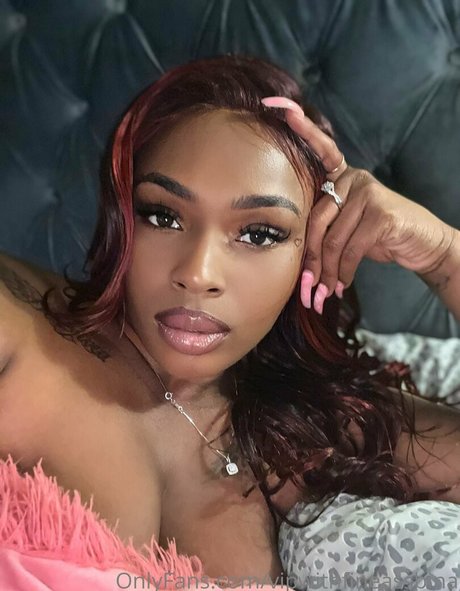 Photo nue de fuite OnlyFans de Binababyfree