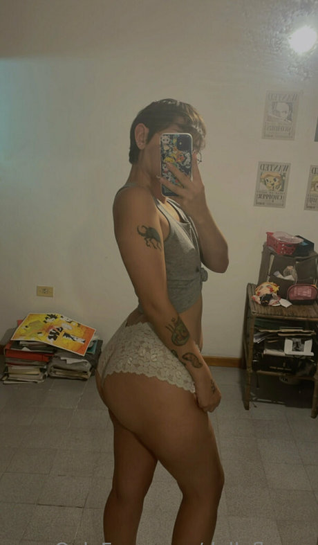 Photo nue de fuite OnlyFans de Dollyflynne