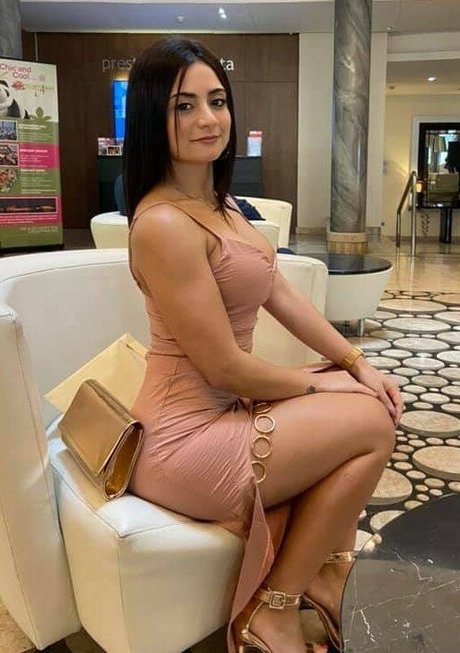 Maltese Girls