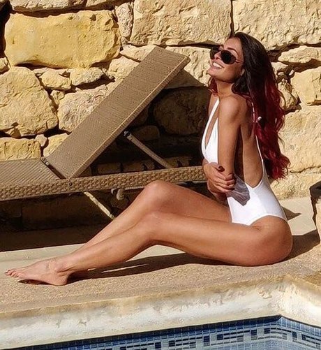 Maltese Girls