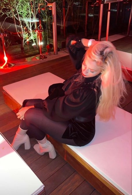 Photo nue de fuite OnlyFans de Rebecca Pavanelli