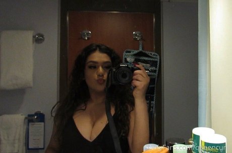 Photo nue de fuite OnlyFans de Queencurls