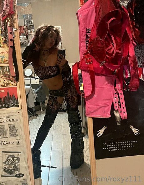 Photo nue de fuite OnlyFans de Roxyz111