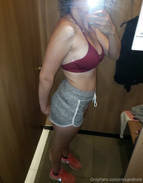 Curvyycandyyfree