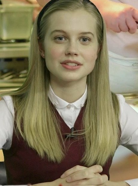 Photo nue de fuite OnlyFans de Angourie Rice