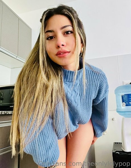 Photo nue de fuite OnlyFans de Theonlylolypop