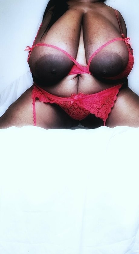 Photo nue de fuite OnlyFans de Tatyanalundynn